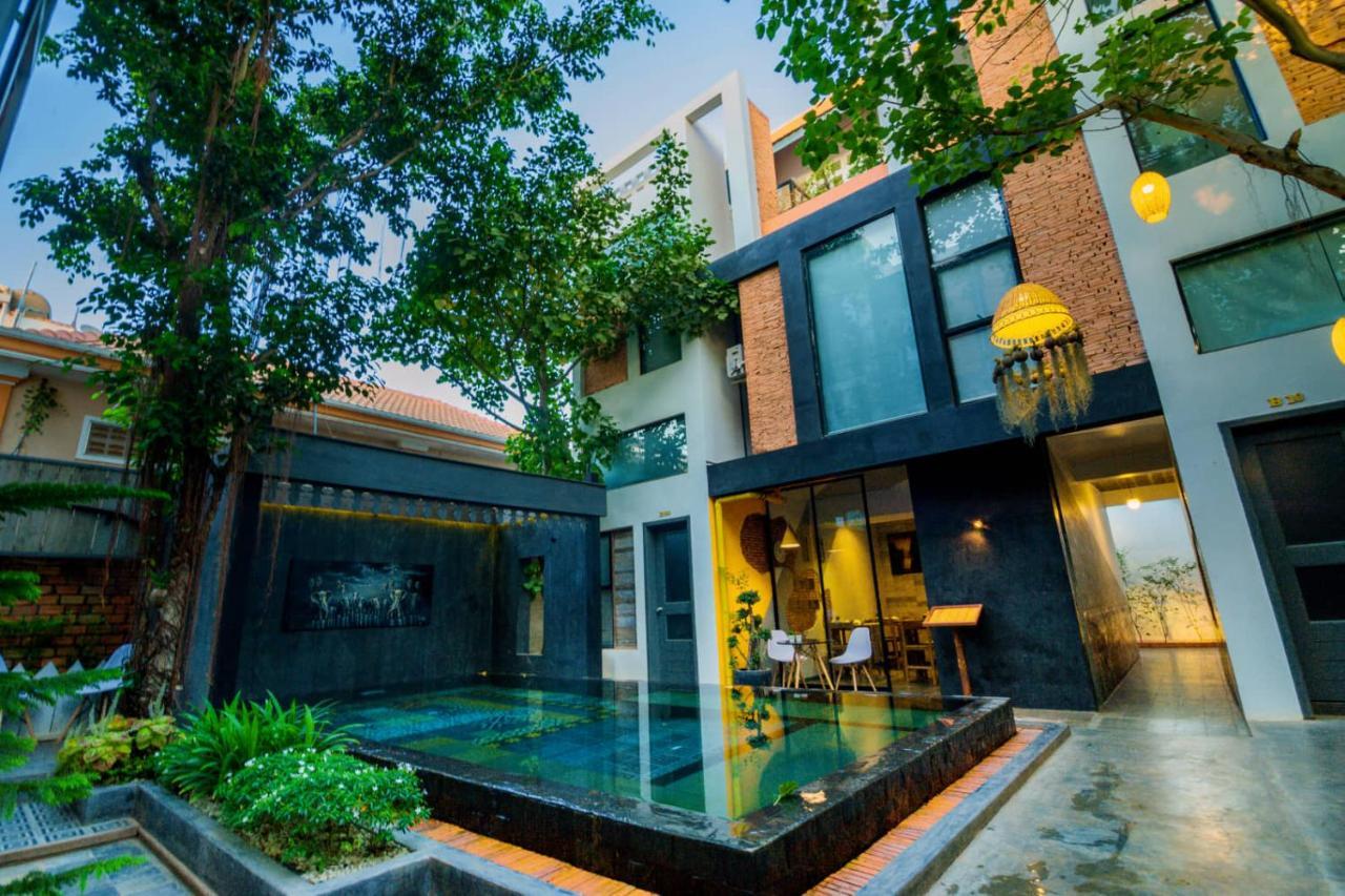 1004 Boutique Hotel Сиемрип Экстерьер фото